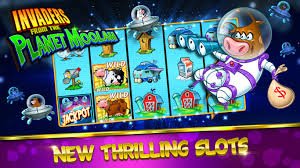 Reactoonz game interface with colorful alien theme and cascading symbols